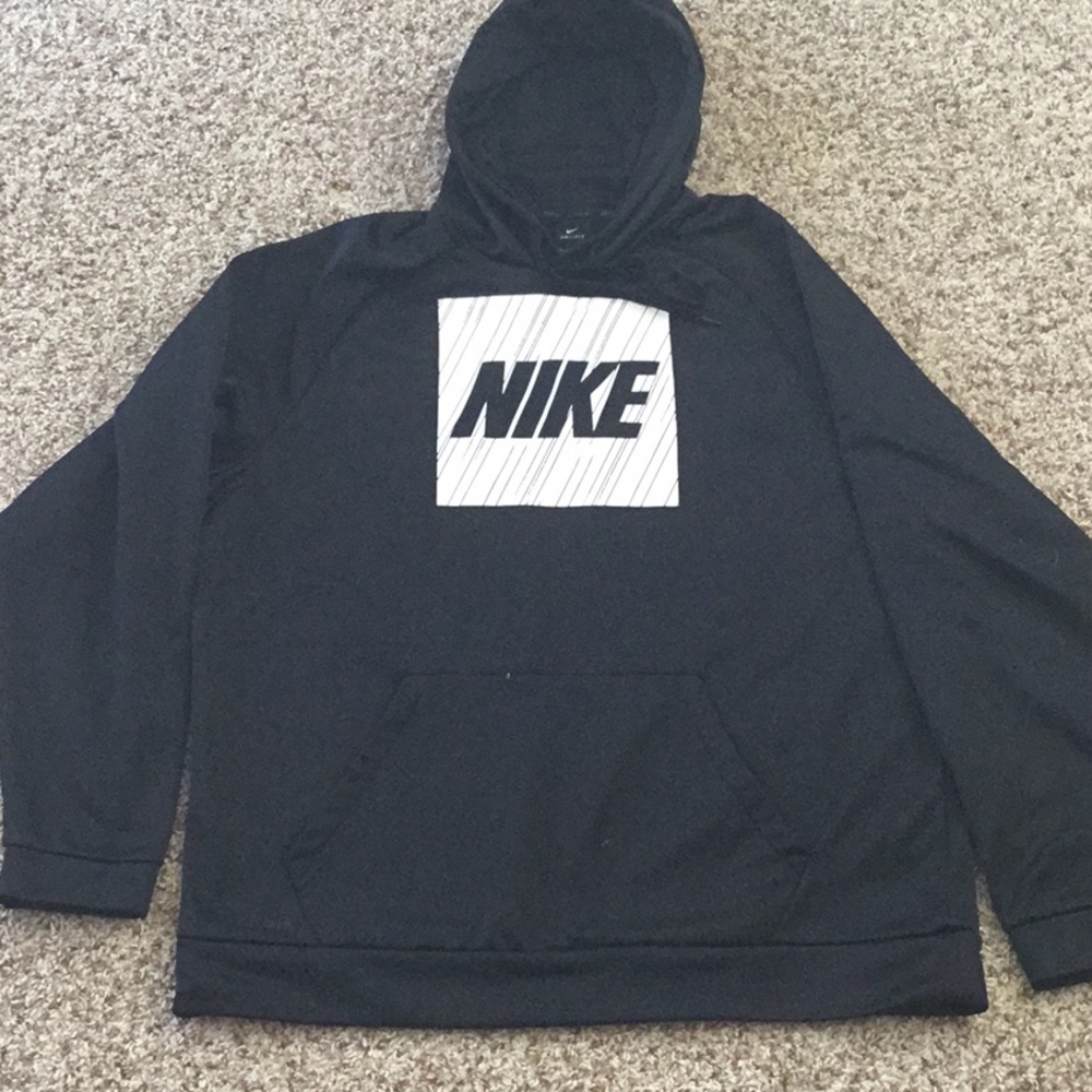 Nike dri-fit hoody